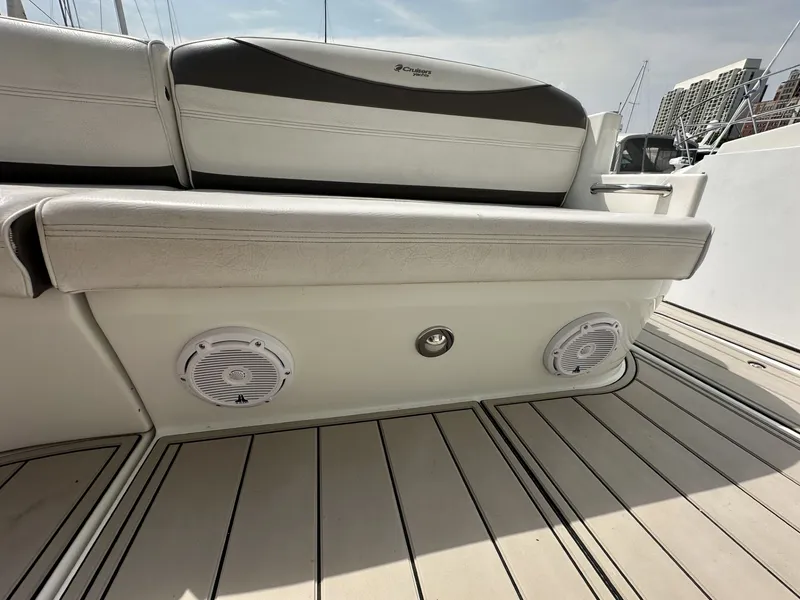 Slide: The Image of Cruisers 390 SPORTS COUPE 2008 - 43