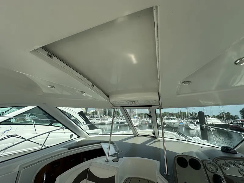 Slide: The Image of Cruisers 390 SPORTS COUPE 2008 - 21