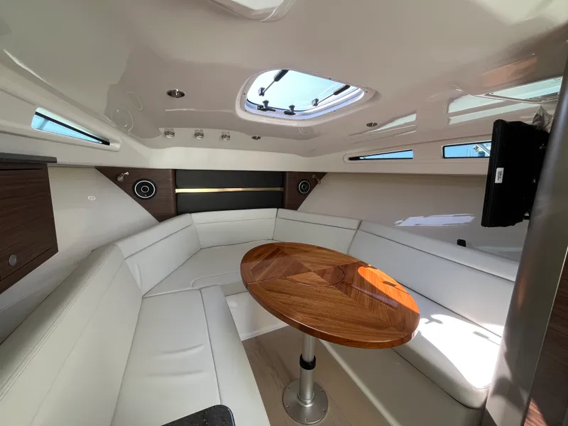 Slide: The Image of Boston Whaler 325 CONQUEST 2025 - 26