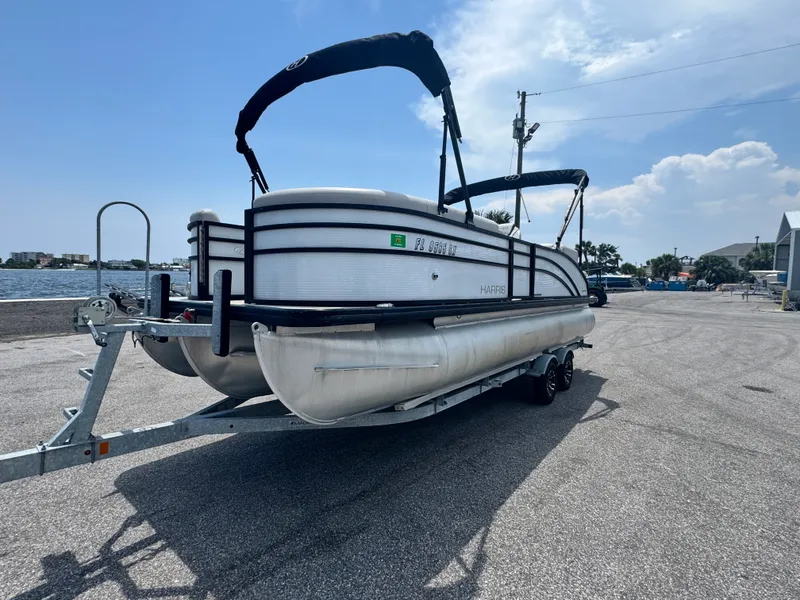 Slide: The Image of Harris 230 CRUISER 2021 - 6