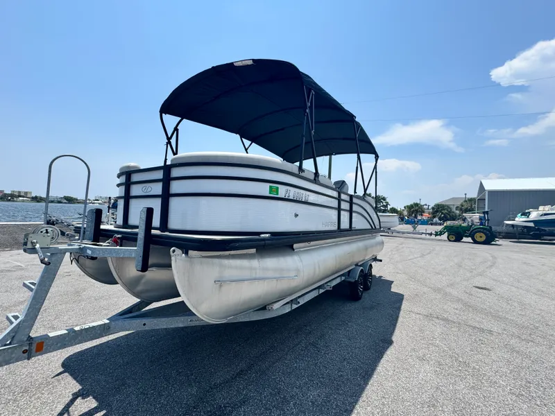Slide: The Image of Harris 230 CRUISER 2021 - 23