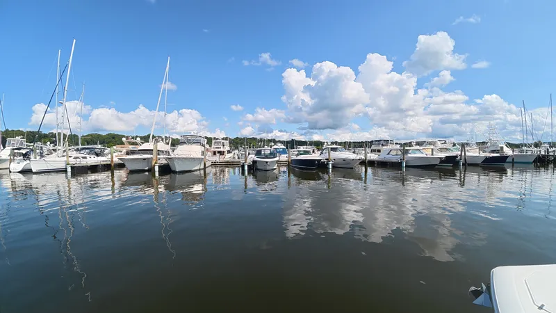 Slide: The Image of Sea Ray 400 SLX OB 2019 - 50