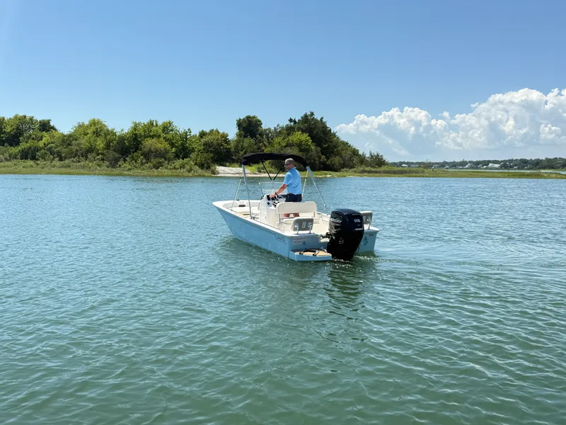 Slide: The Image of Boston Whaler 170 Montauk 2027 - 4