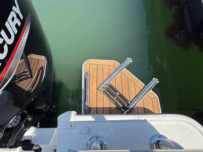 Slide: The Image of Boston Whaler 170 Montauk 2027 - 8