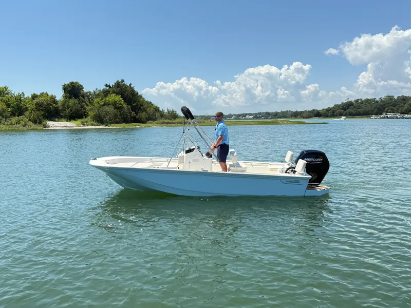 Slide: The Image of Boston Whaler 170 Montauk 2027 - 3