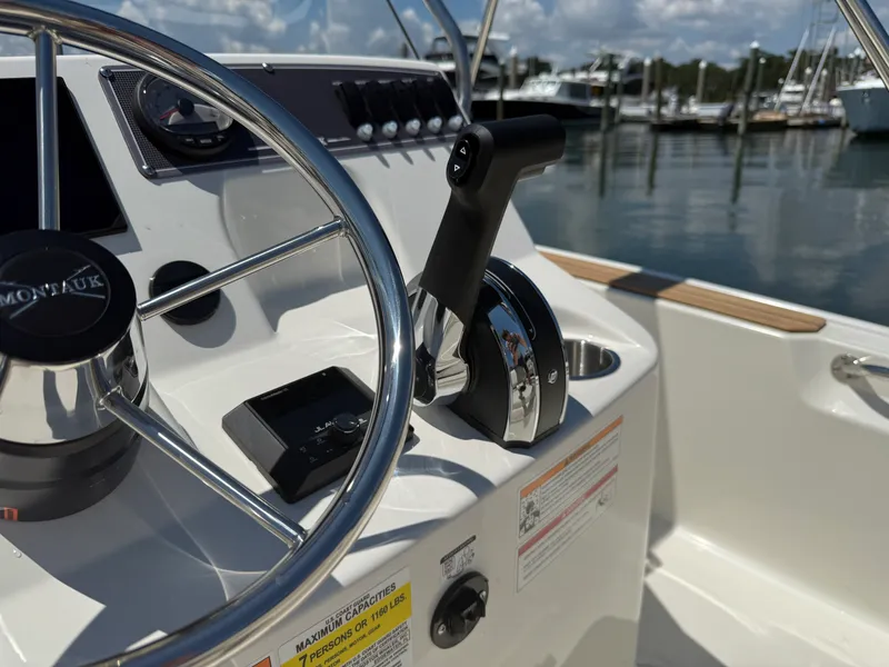 Slide: The Image of Boston Whaler 170 Montauk 2027 - 12