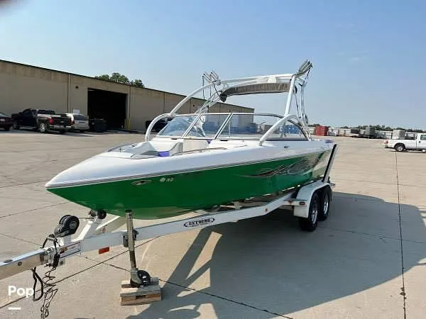 Slide: The Image of 2005 Tige 22i for sale in Kearney, NE - 7