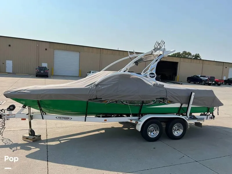 Slide: The Image of 2005 Tige 22i for sale in Kearney, NE - 8