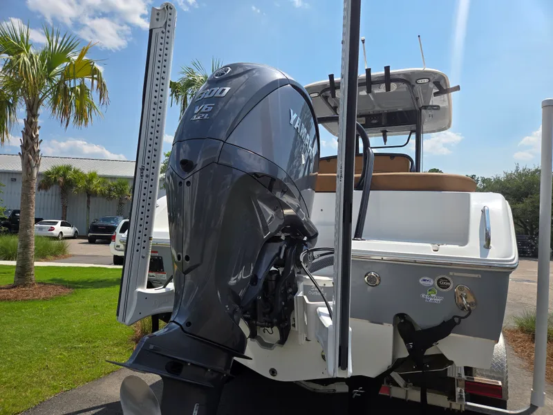 Slide: The Image of Sea Hunt ULTRA 255 2021 - 5