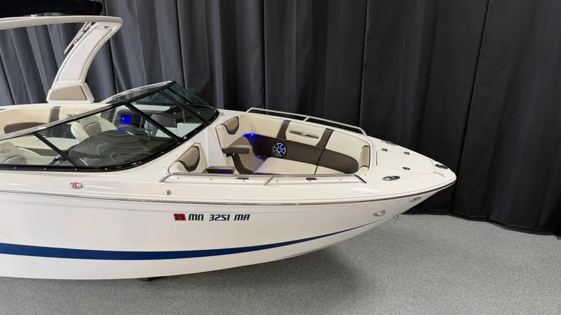 Slide: The Image of Chaparral 257 SSX 2019 - 6