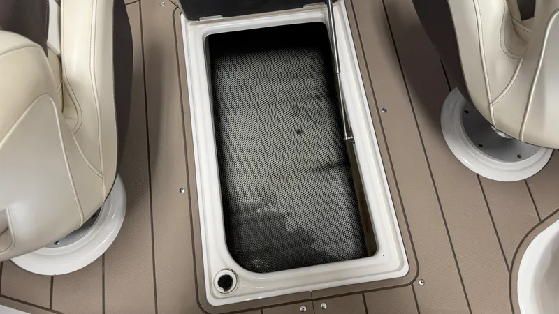 Slide: The Image of Chaparral 257 SSX 2019 - 56