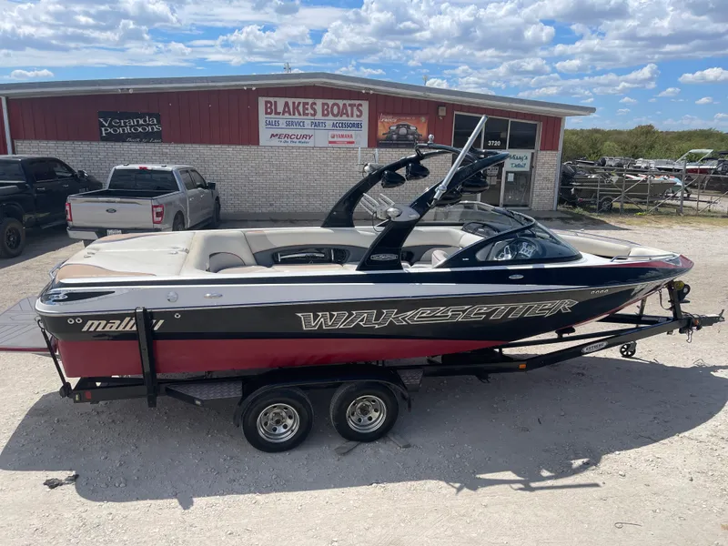 Slide: The Image of MALIBU Wakesetter 247 LVS 2007 - 1
