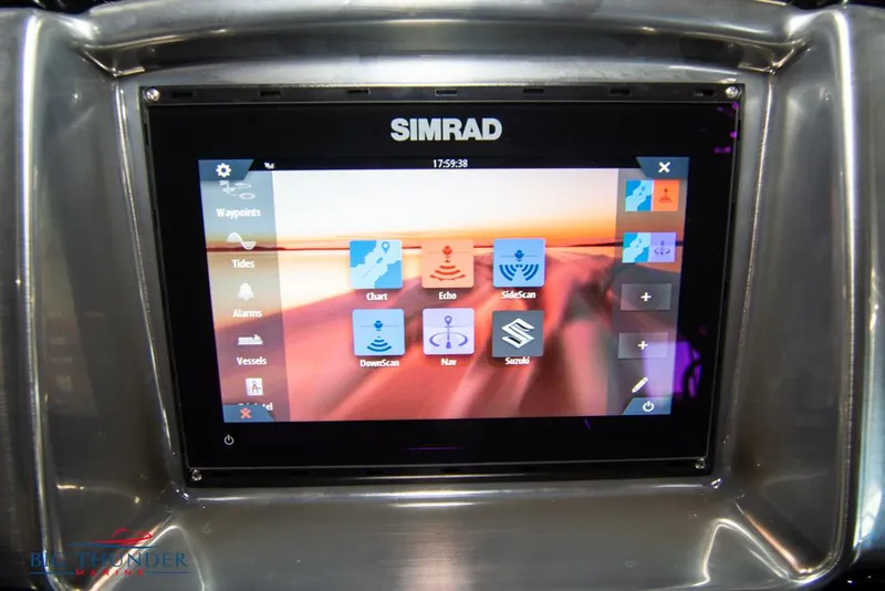 Slide: The Image of Simrad navigation display on JC NEPTOON 25 TT SPORT 2022 boat. - 27