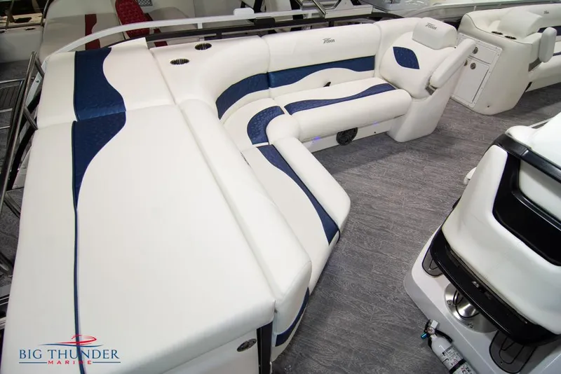 Slide: The Image of 2022 JC NEPTOON 25 TT SPORT boat interior with white and blue seating, Big Thunder Marine. - 40