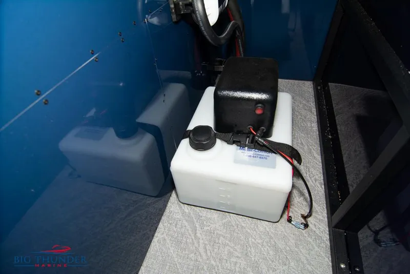 Slide: The Image of Battery compartment of 2022 JC NEPTOON 25 TT SPORT boat. - 42