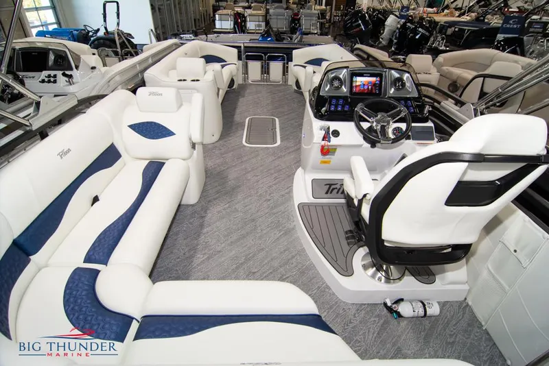Slide: The Image of Interior of 2022 JC NEPTOON 25 TT SPORT boat with luxurious seating and modern dashboard. - 43
