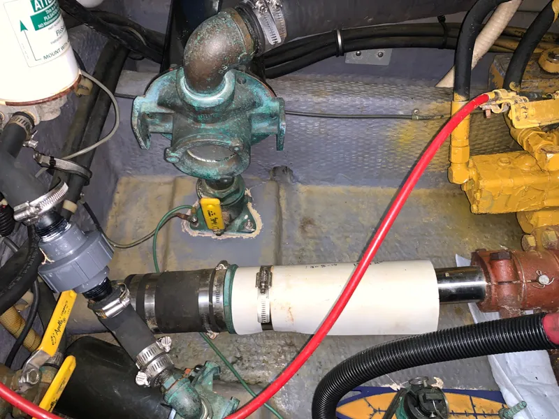 Slide: The Image of Phoenix Bass Boat 38 SFX Convertible 1997 - 77