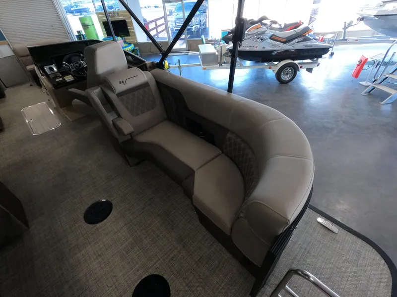 Slide: The Image of 2023 Vanderbilt 700T boat interior with luxurious seating and modern design. - 6