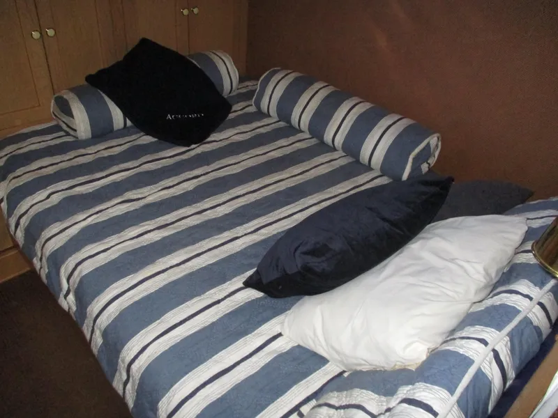 Slide: The Image of McQueen Flush Deck Motoryacht 1984 - 55