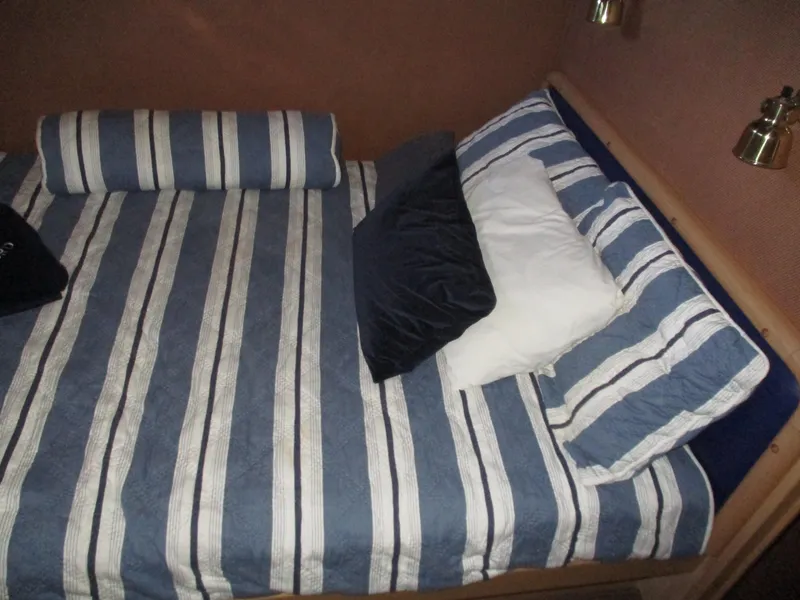 Slide: The Image of McQueen Flush Deck Motoryacht 1984 - 56