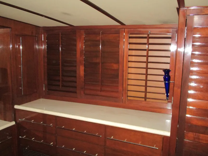 Slide: The Image of McQueen Flush Deck Motoryacht 1984 - 65