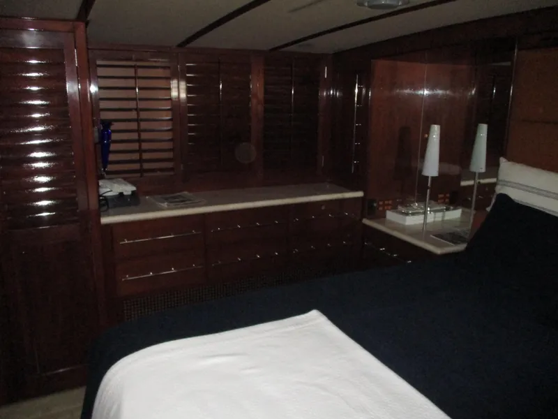 Slide: The Image of McQueen Flush Deck Motoryacht 1984 - 66