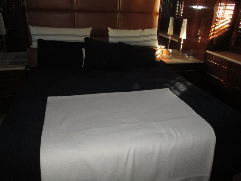 Slide: The Image of McQueen Flush Deck Motoryacht 1984 - 67