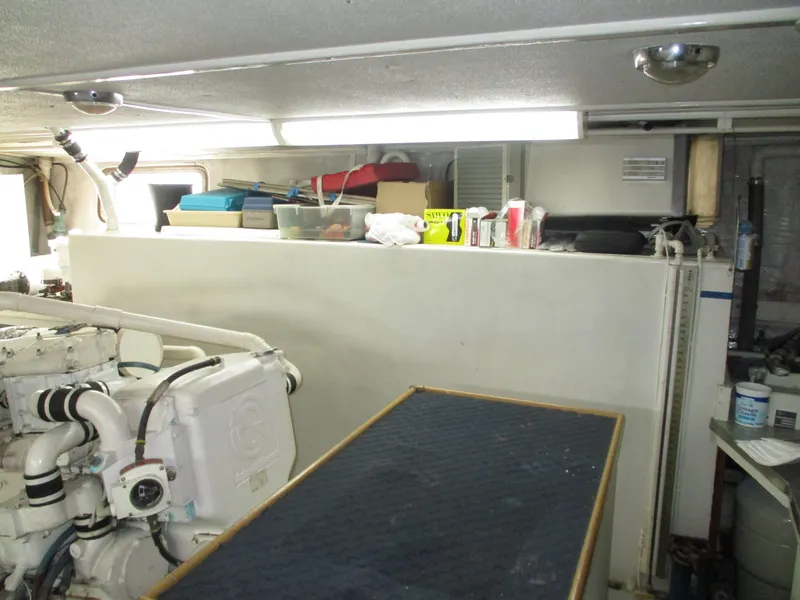 Slide: The Image of McQueen Flush Deck Motoryacht 1984 - 85