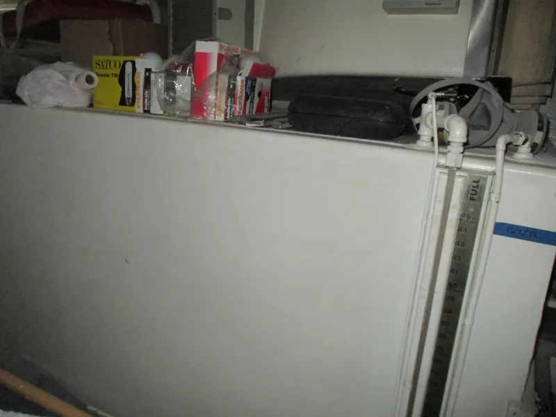 Slide: The Image of McQueen Flush Deck Motoryacht 1984 - 95