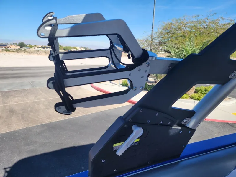 Slide: The Image of Malibu 23 LSV 2019 - 37