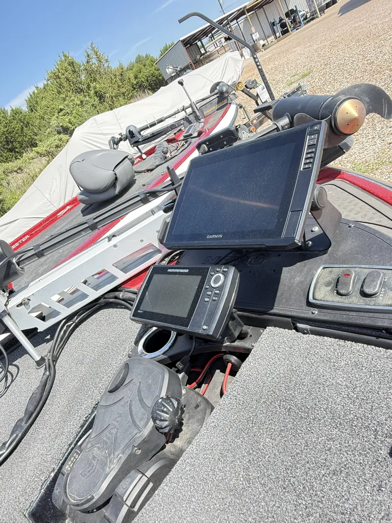 Slide: The Image of Nitro Z18 Pro 2021 - 16