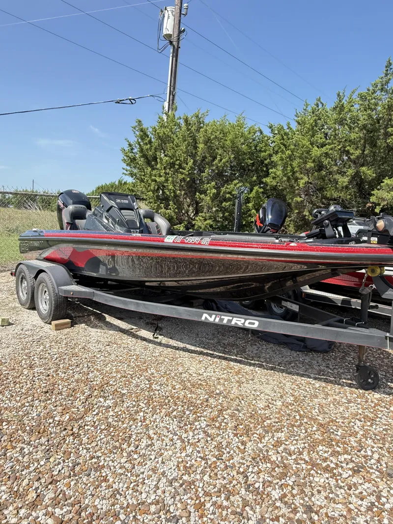Slide: The Image of Nitro Z18 Pro 2021 - 15