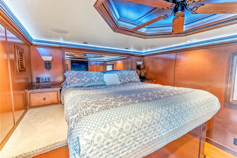 Slide: The Image of Sumerset 23' x 118' 2009 - 53