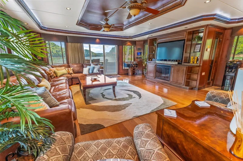 Slide: The Image of Sumerset 23' x 118' 2009 - 72