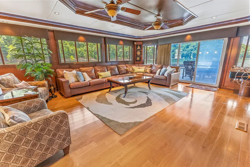 Slide: The Image of Sumerset 23' x 118' 2009 - 73