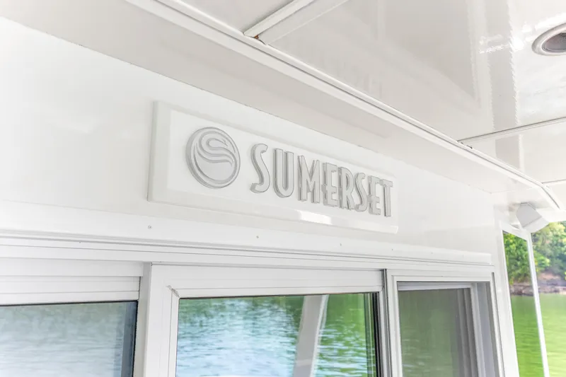 Slide: The Image of Sumerset 23' x 118' 2009 - 77