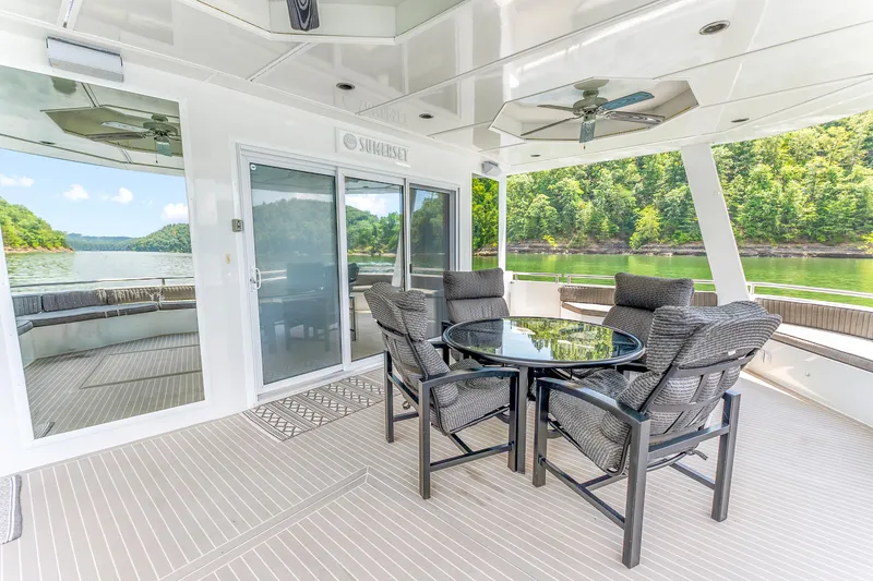 Slide: The Image of Sumerset 23' x 118' 2009 - 78