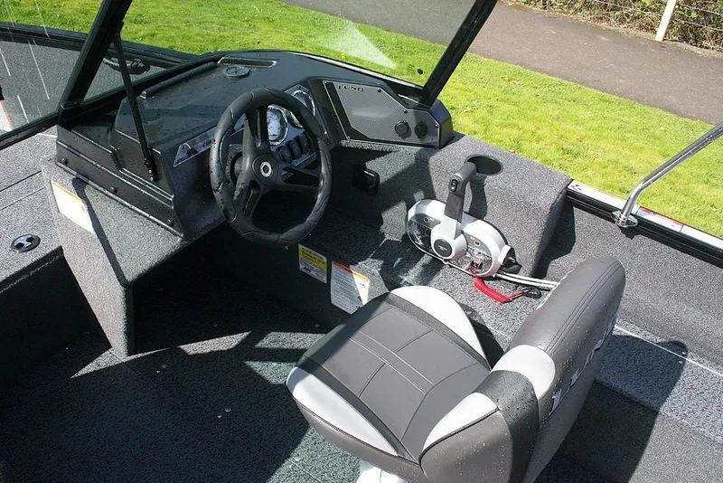 Slide: The Image of Lund 1650 Rebel XL Sport SE 2026 - 5