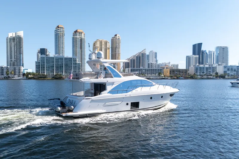 Slide: The Image of Azimut 50 FLYBRIDGE 2022 - 2