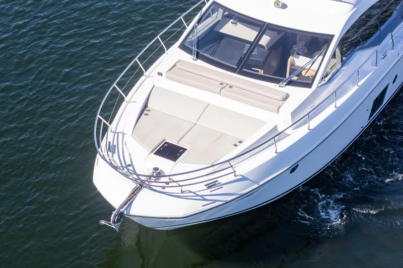 Slide: The Image of Azimut 50 FLYBRIDGE 2022 - 24