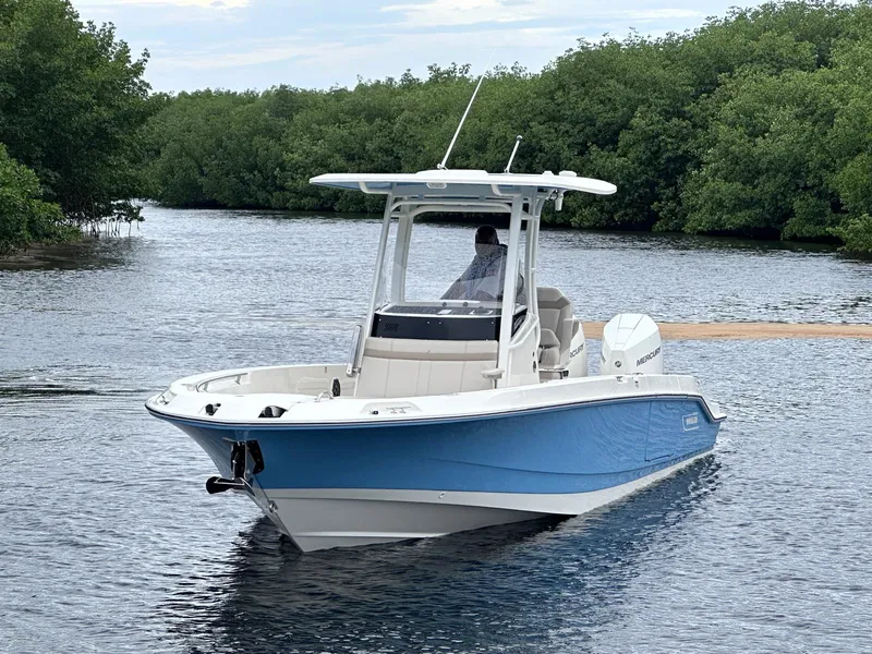 Slide: The Image of Boston Whaler 280 Dauntless 2026 - 2