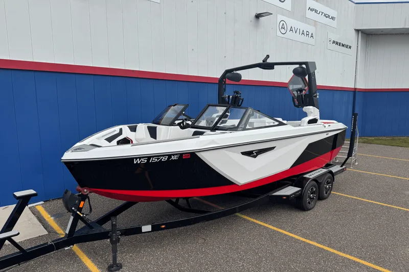 Slide: The Image of Nautique S21 Super Air 2023 - 0
