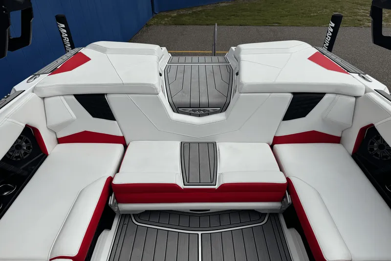 Slide: The Image of Nautique S21 Super Air 2023 - 21