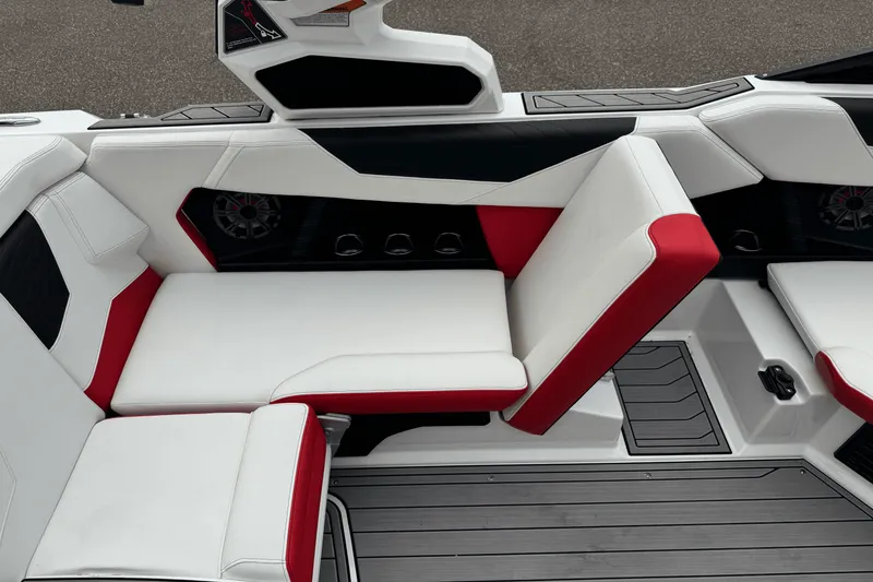 Slide: The Image of Nautique S21 Super Air 2023 - 27
