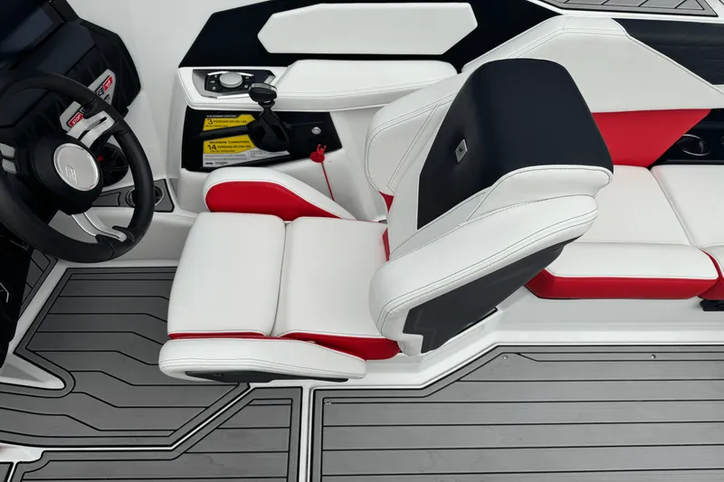 Slide: The Image of Nautique S21 Super Air 2023 - 35