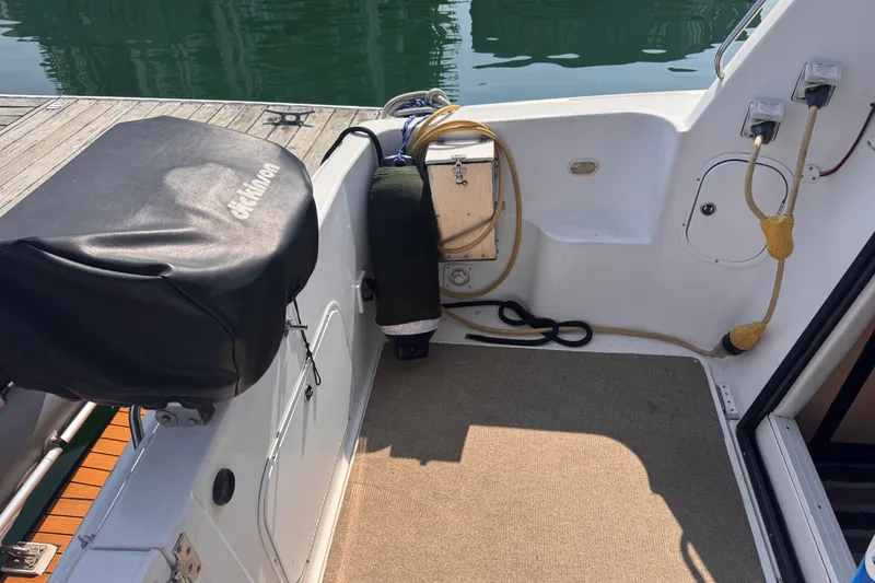 Slide: The Image of Bayliner 3258 Ciera Command Bridge DX 2000 - 29