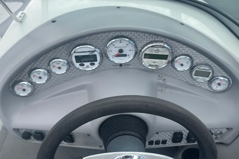 Slide: The Image of Mastercraft X2 2003 - 14