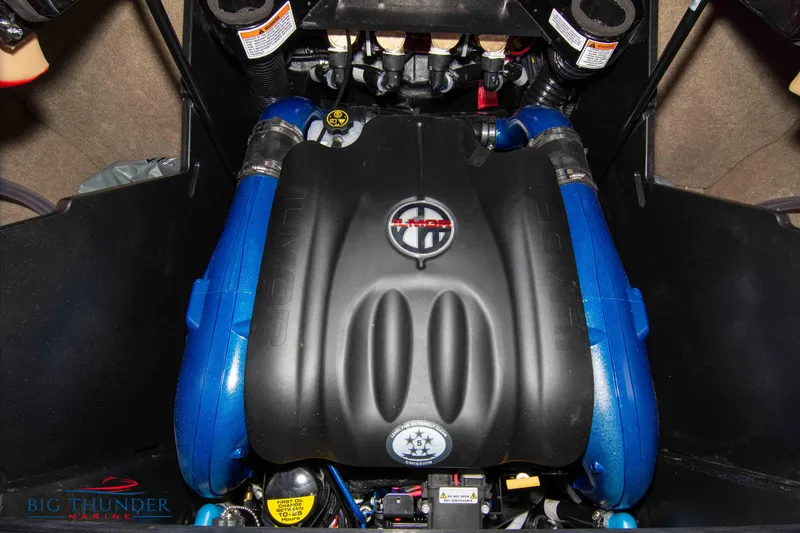 Slide: The Image of MasterCraft X24 2021 - 62