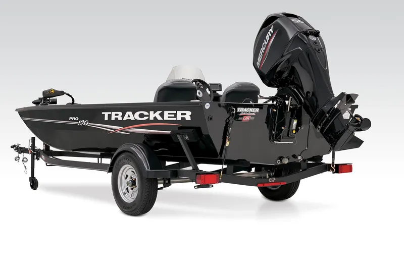 Slide: The Image of Tracker Pro 170 2023 - 33