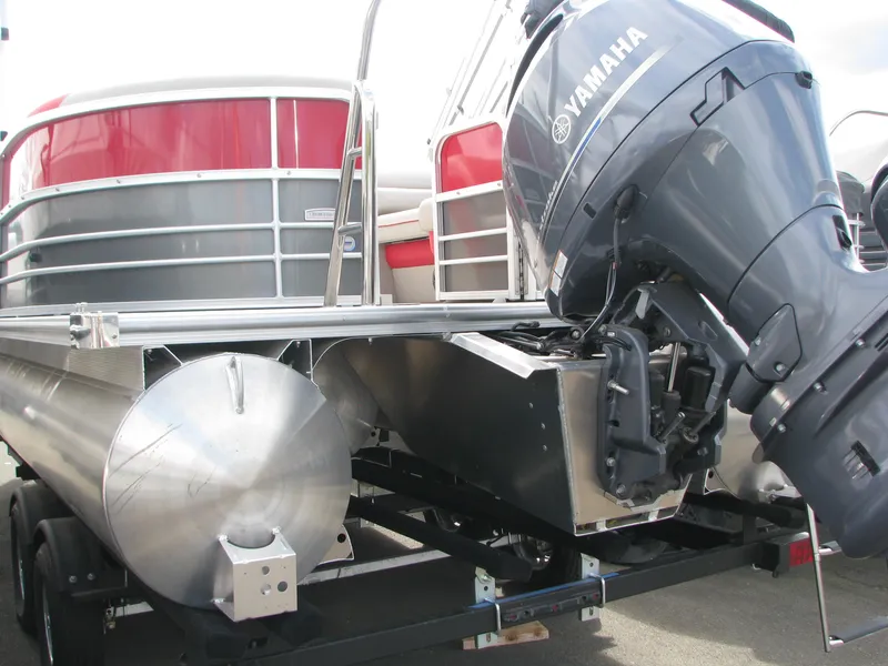 Slide: The Image of 2023 Berkshire 22RFX LE pontoon boat with Yamaha outboard motor. - 3
